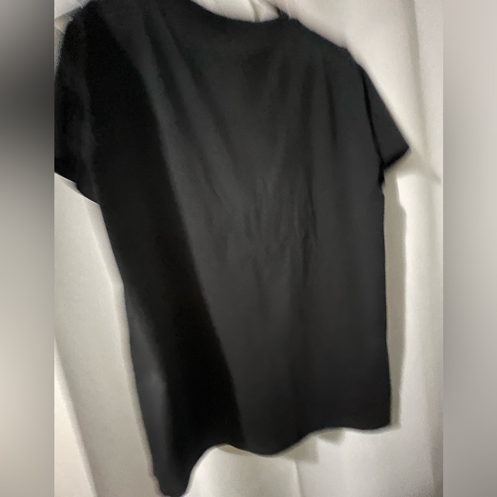 XL Men t- shirt black and gold